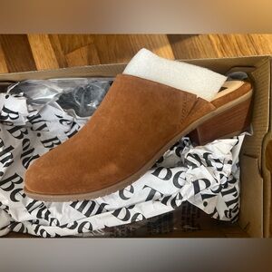 Hush puppies brand new mule! Never worn